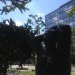 Midosuji Sculpture Street / Grande Femme Bras Leves：E-10