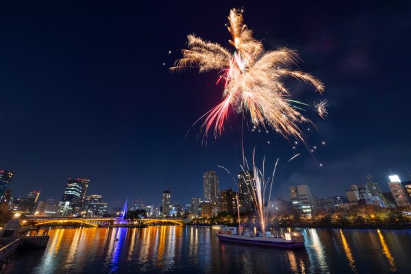 天満橋水上ミニ花火